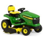 Ertl John Deere 1/16 X320 Mower