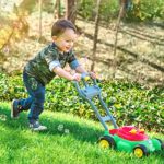 Sunny Days Entertainment Bubble-N-Go Deluxe Toy Lawn Mower with 4 oz Bubble Solution | No Batteries Required | Push Bubble Machine – Maxx Bubbles