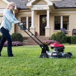 Honda 21” Side Discharge Gas Self Propelled Lawn Mower Lawnmower – HRS216VKA